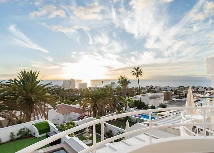 Moderni S Bazenem Daire